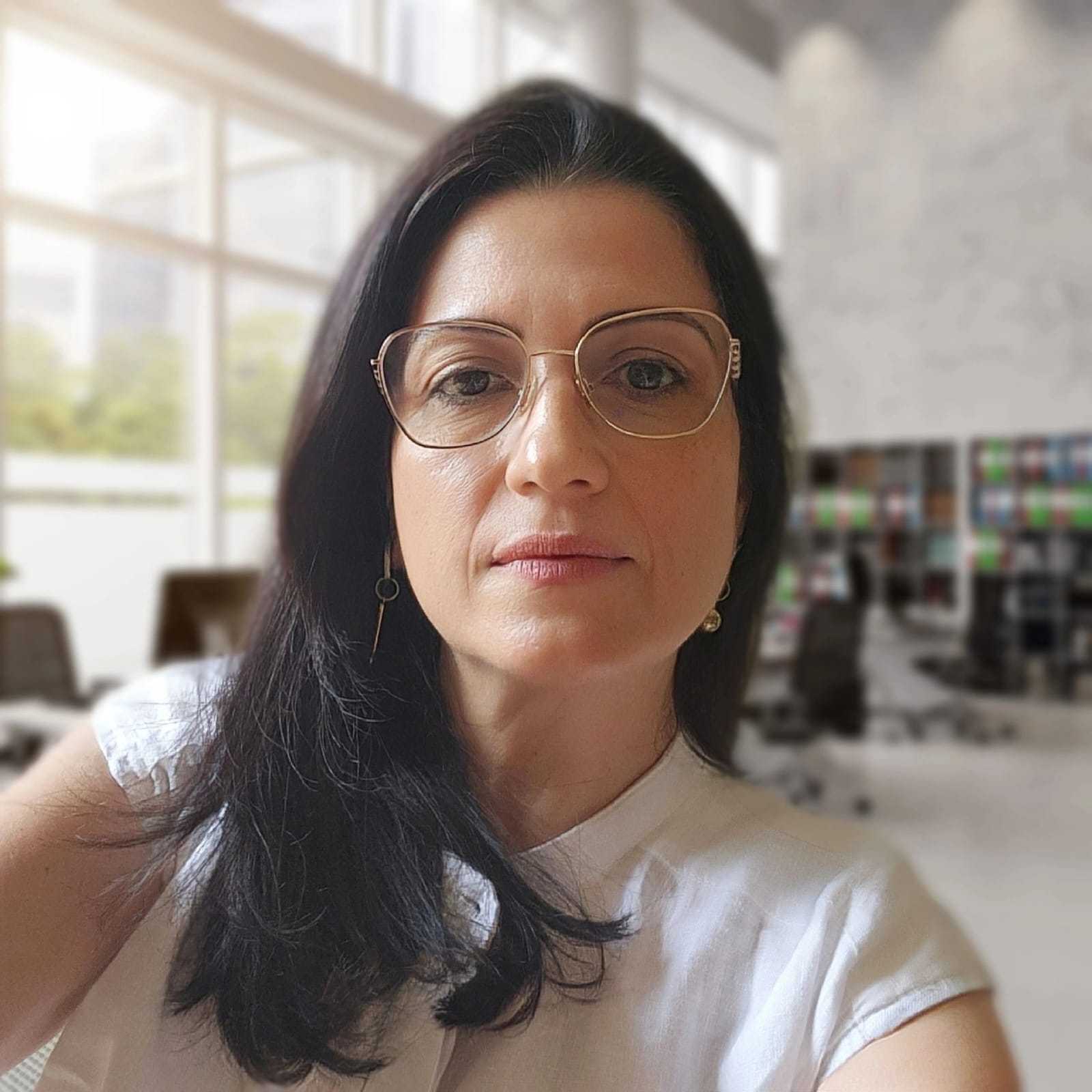 Retrato de Luciana Cotrim, psicanalista.